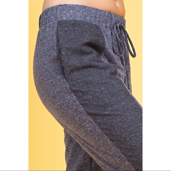 🆕5⭐️Best Seller Drawstring Joggers - Picture 5 of 7